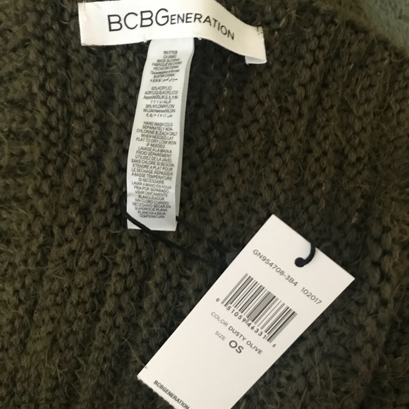 nwt - BCBG scarf - Picture 4 of 4